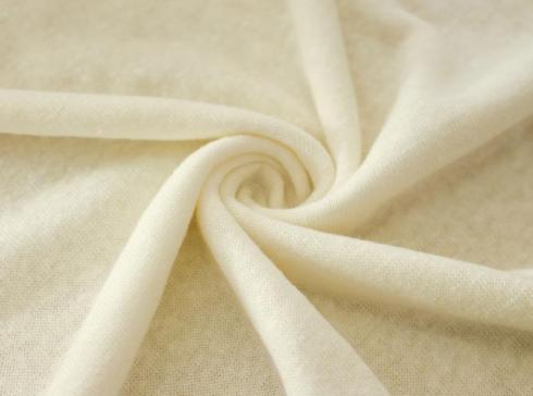 Fedezze fel a kényelem és a teljesítmény tökéletes kombinációját a Linen Jersey anyaggal