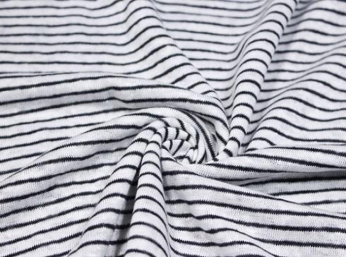 Kötött vászondzsörzé: A hagyomány és az innováció modern fúziója a textíliákban